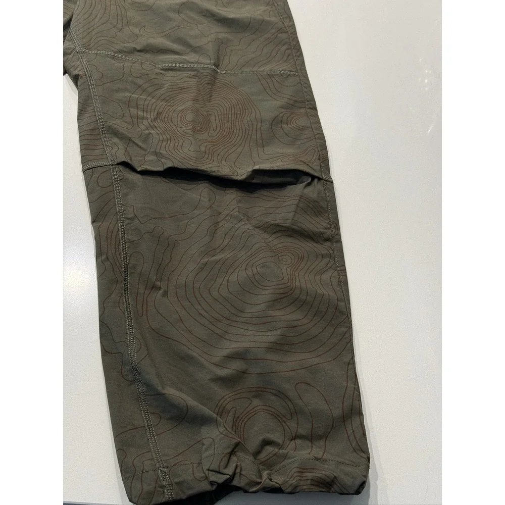 Nike Tech Open-Hem Woven Pants L Olive Topographic Print Straight Leg IM7838-325